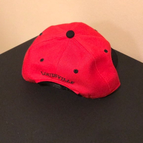 SOLD- Louisville cardinals snapback - Picture 2 of 3